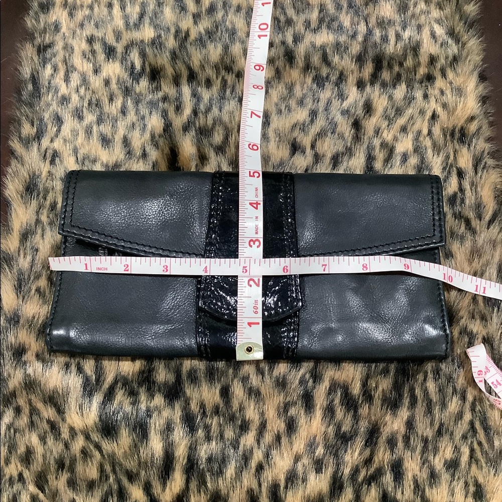 FOSSIL VINTAGE LEATHER CLUTCH - Picture 10 of 11